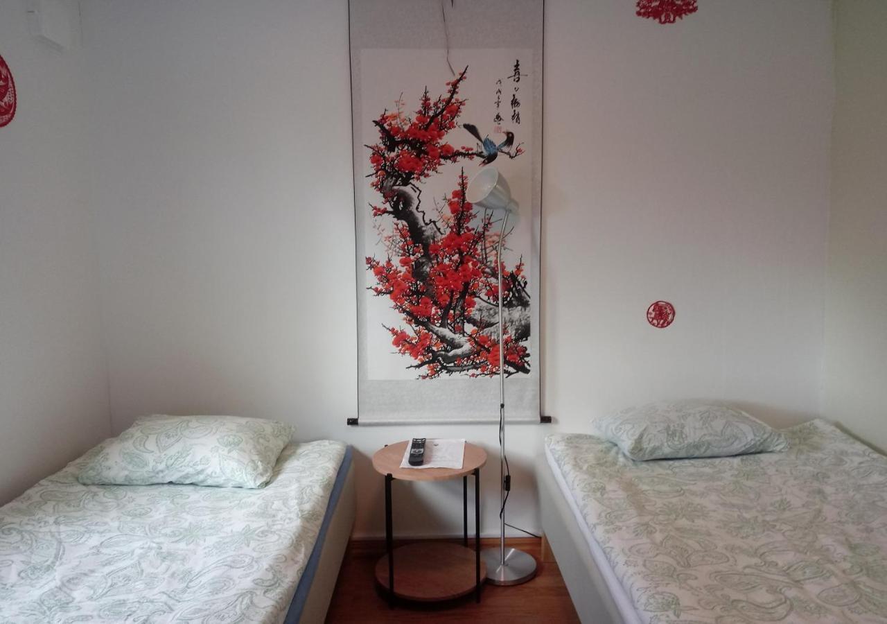 Lin'S B&B Alvsered Экстерьер фото